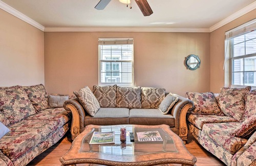 Esplanade Ridge House | New Orleans Home ~ 2 Mi to Bourbon Street!