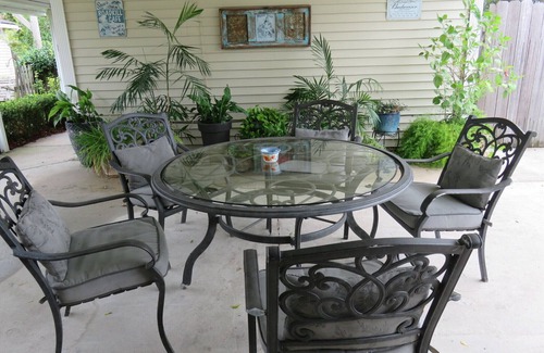 Arabi Apartment | New Orleans Patio Apartment, 3.5 miles to the French Quarter