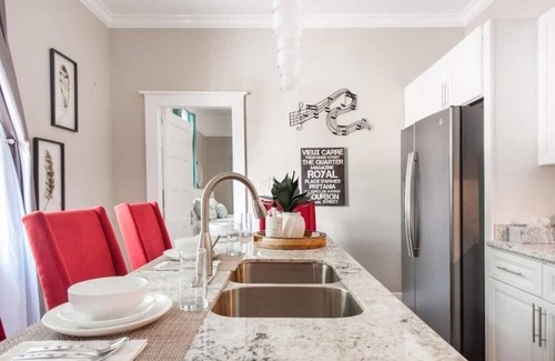 Treme House | New Orleans Shotgun with private Patio