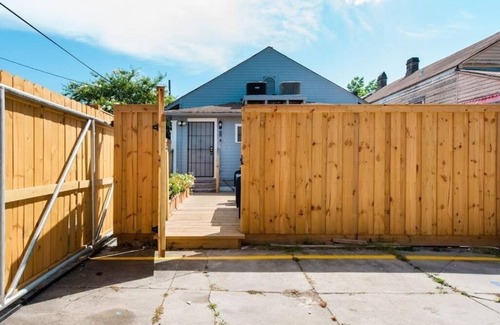 Treme House | New Orleans Shotgun with private Patio