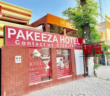 Johar Town Hotel | New Pakeeza Hotel