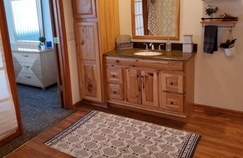 Elysian House | NEW! Peaceful Lake Home on Swede's Bay Lake