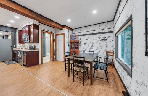 Town of Ledyard Cottage | NEW! Peaceful Lakefront Getaway on Cayuga Lake