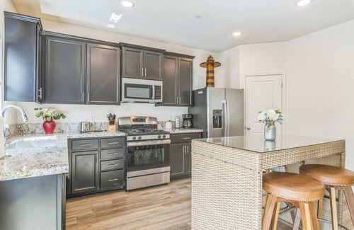 Stockton House | NEW! Peaceful Retreat Near Stockton Waterfront