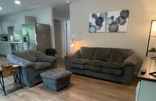 Dedham Apartment | New! Peakes Hill Haven