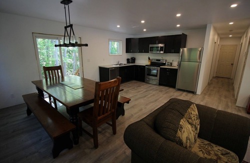 Miller Lake House | New Peninsula Bruce home