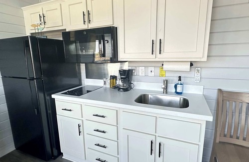 Gilchrist House | New! Pet & Family Friendly*On the Bay