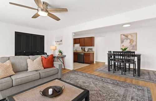 Royal Oak Apartment | New! Pet Friendly 1BR Flat near Downtown Royal Oak