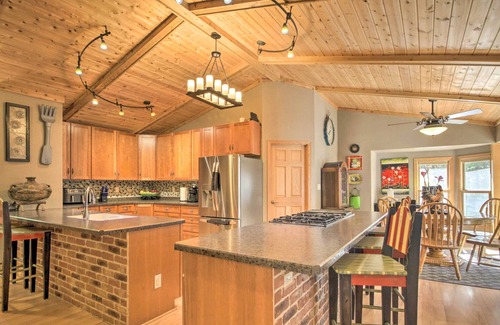Nisswa House | NEW! Pet-Friendly Nisswa Home w/ Deck & Bunkhouse!