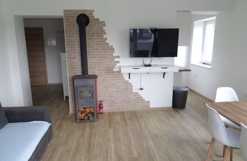 Ljubljana Apartment | NEW place for families/groups 70 m2 + 40 m2 terrace, AC, wifi, 10 km from center