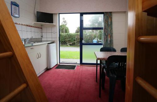 Fitzroy Resort | New Plymouth TOP 10 Holiday Park