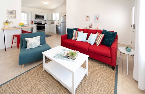 Biltmore Beach House | NEW Pool and Putt-putt! 3 blocks->Beach! Dogs ok, St Andrews 5min drive!
