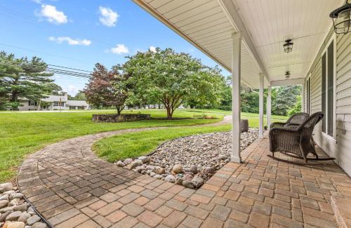 Harwood House | New! Pool Vibes At Vanishing Run
