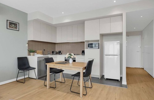 New Port Apartment | New Port Executive | By Host Solutions