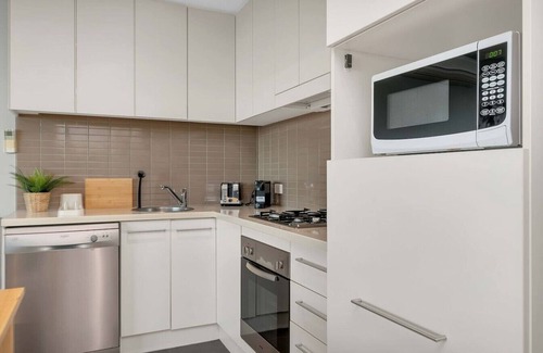 New Port Apartment | New Port Executive | By Host Solutions