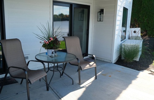 Cicero Apartment | NEW! Prime waterfront studio w/docking potential