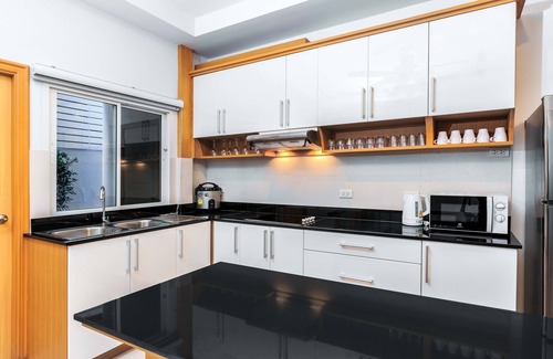 South Pattaya Villa | New Private 5 Bedrooms Pool Villa with Pool&Sauna