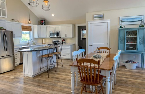 Cavendish House | New Private Cottage in Cavendish National Park, close to beaches and attractions