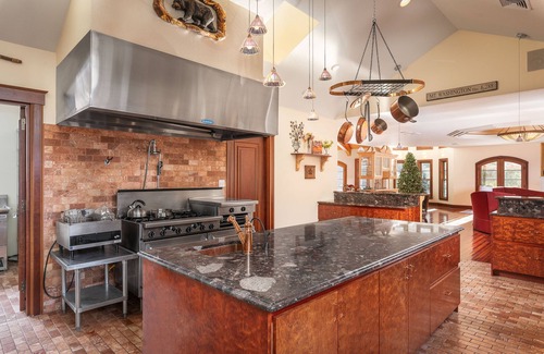 Bartlett Villa | NEW! Private Luxury Estate w/Mountain Views Close to Attitash/Hot Tub, Sauna