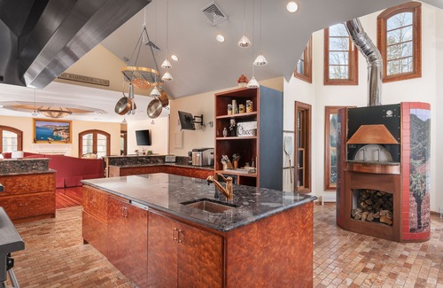 Bartlett Villa | NEW! Private Luxury Estate w/Mountain Views Close to Attitash/Hot Tub, Sauna
