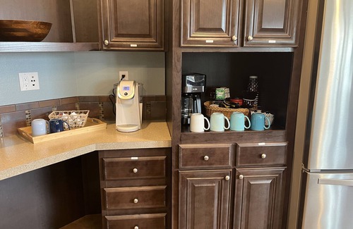 Graham House | New Property at PK lake!