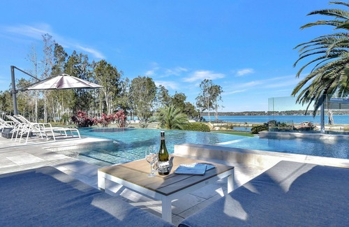 Dora Creek House | new property Lake Palm Luxury Resort Estate