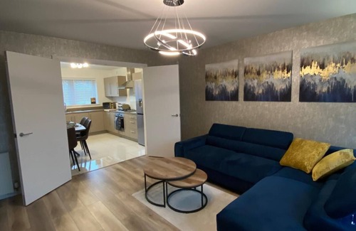 East End House | NEW property/quiet area/FREE parking/private garden