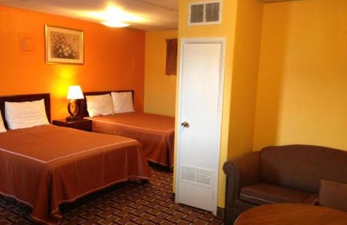 Niagara Falls Hotel | New Red Carpet