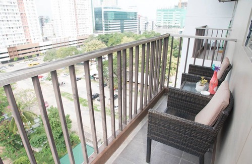 Lahug Condo | NEW! Refreshing place at the heart of the city