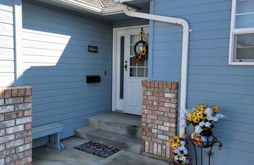 Moses Lake House | New remodel and great location!