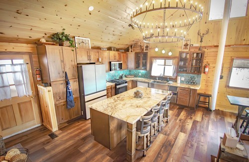 Saint Mary's Cabin | New Remodel! Cabin with Rocky Mountain Views! Venture Out, Relax in the Hot Tub!