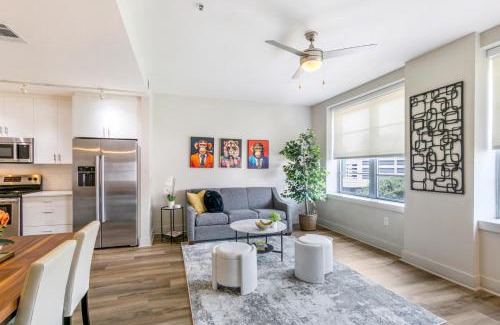 Central Business District Apartment | New Renovated Condo in the Heart of NOLA