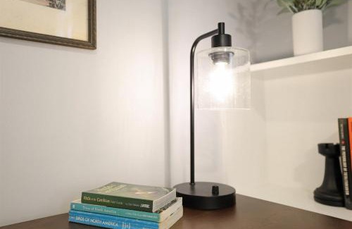 Durham Apartment | New & Renovated MCM Duplex 3 mi to DT Durham