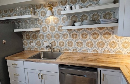 Santa Fe Condo | New Renovation 1.2 Mile to The Plaza. Pet Friendly with Fenced Yard!