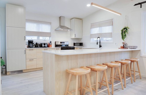 Ambler House | New Renovation 3 minutes to Ambler downtown & train station to Philladelphia