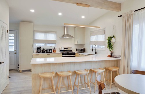 Ambler House | New Renovation 3 minutes to Ambler downtown & train station to Philladelphia