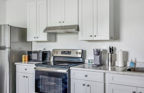 San Bernardino Apartment | New Renovation | 4min2Hospital | Close To Freeway