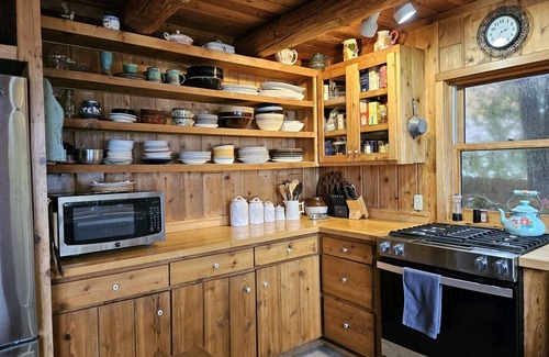 Kewadin House | NEW RENTAL ON TORCH LAKE - 30 Day rental