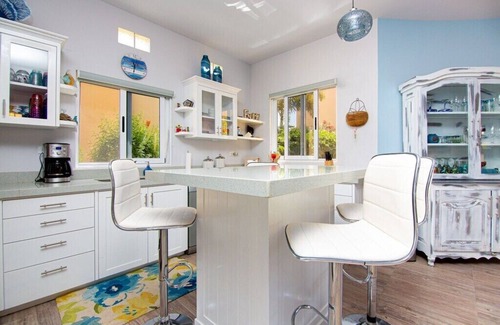 El Pescadero Condo | New rental! Peaceful and cozy condo, just 2 minutes from the beach.