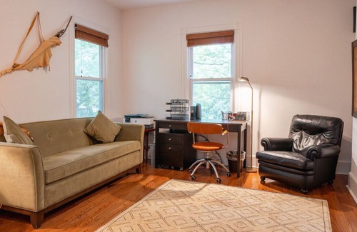 Jeffersonville House | NEW: Resort Estate with Tennis in Bethel