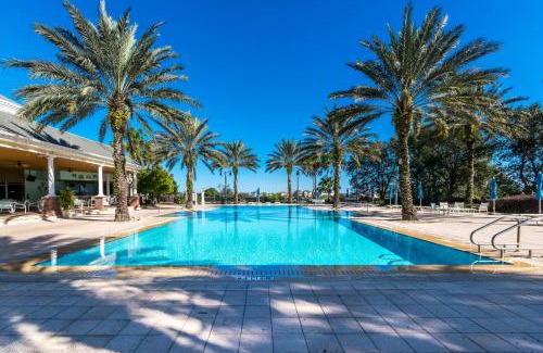 Reunion House | New Resort Lifestyle Escape