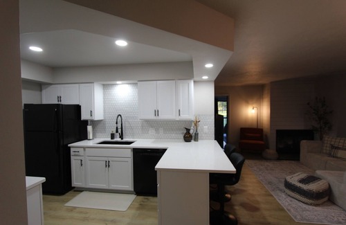 Rathdrum Condo | NEW - Retreat on the Green - near Silverwood, golf & lake