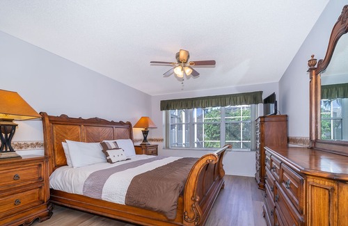 Lake Davenport Estates House | NEW! Retreat w/ heated Pool ~ 9 Mi to Disney!