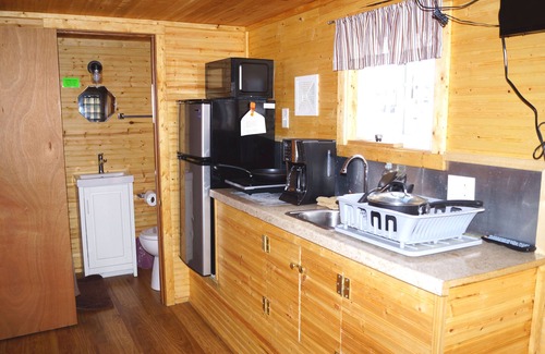 Lansing Cabin | New River Tiny Houses - New River & all Activities - 4 min away - Sleeps up to 4
