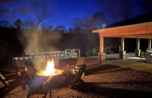 Murfreesboro House | New Riverfront Lodge on Little Missouri River/Crater of Diamonds & Lake Greeson