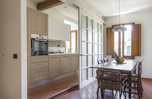 Santo Spirito Apartment | NEW: Romantic apartment in Oltrarno, San Frediano