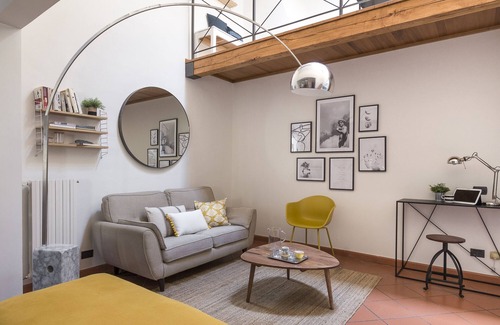 Santo Spirito Apartment | NEW: Romantic apartment in Oltrarno, San Frediano