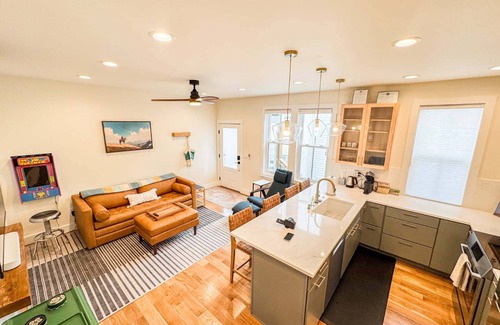 Buena Vista House | NEW! Roof Top Chalet-Luxury Western Living-STR-308