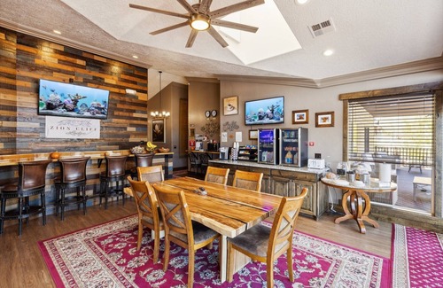 Hildale Condo | NEW! Room 22 - Vermillion Cliffs by Zion Cliff Lodge