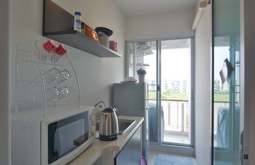Lat Krabang Apartment | New room near Suvarnabhumi Airport&Paseo Mall with Pool and fitness!